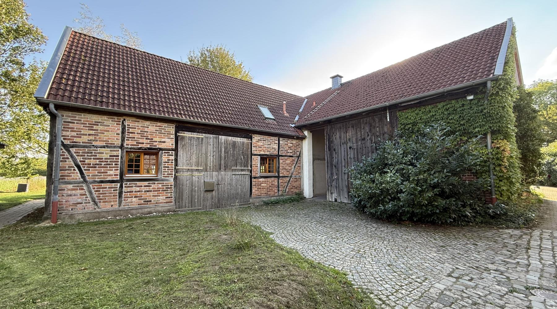 Ländlich gelegene 4,5-Zimmer-Wohnung auf alter Hofstelle